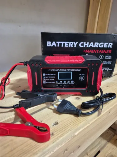 Carregador de Bateria Para Carro, Moto, Caminhão e etc 100H