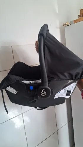 Bebê conforto semi novo