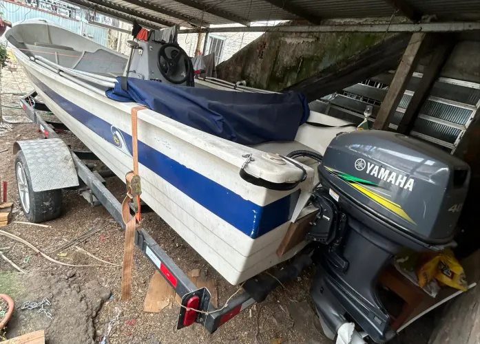 Lancha 6,30 - Motor yamaha 2022+ carretinha 2026