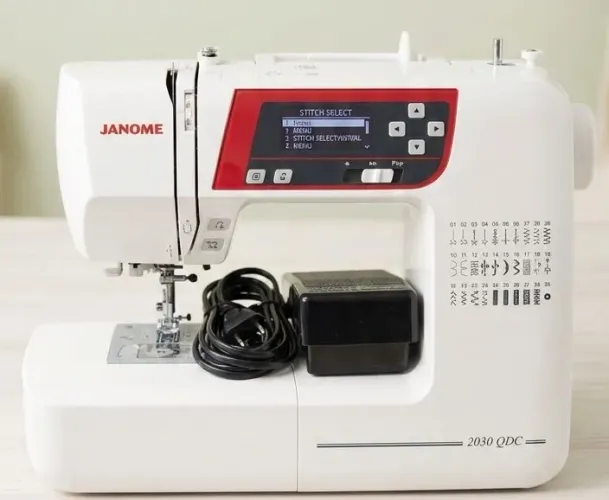 Máquina de costura Janome digital
