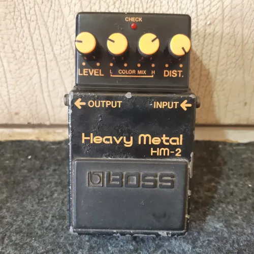 Pedal de guitarra boss JAPAN heavy metal HM-2