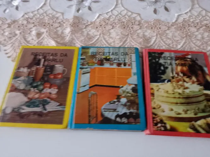 Mini livro receitas Tia Marlu volumes 1 -2 e 3.