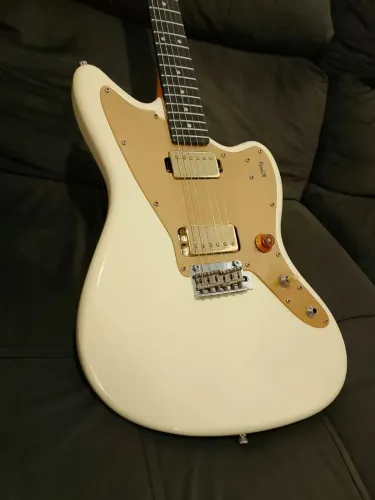 GUITARRA TAGIMA JAZZMASTER TW61 TUNADA