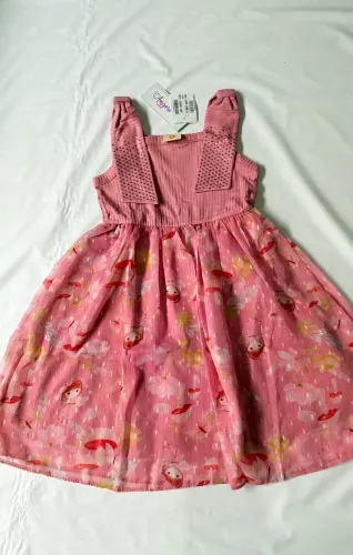 Vestido Ângero disponível tamanhos 6 e 8