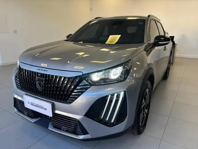 Peugeot 2008 Allure 1.0 Turbo 200 5P Aut. 2025