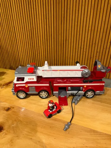 Caminhão de bombeiros patrulha canina ultimate