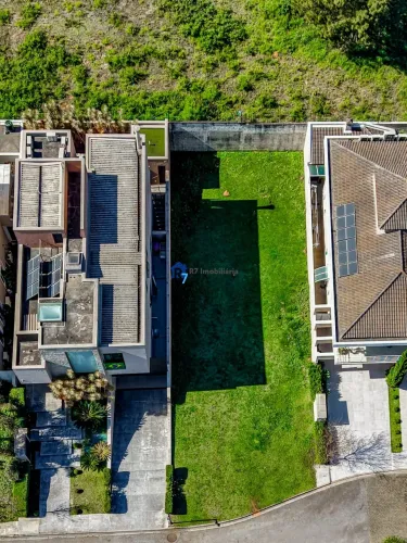 R7 Imobiliária Vende Terreno no Lorian com 365M²
