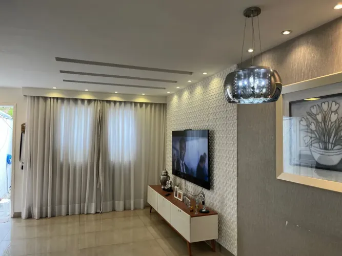 Casa duplex, piscina, 2 quartos, próximo West Shopping