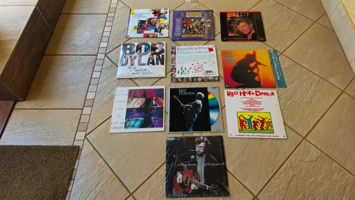 laser disc + coleção CDs + fitas Chrome