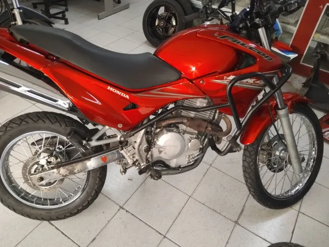 Vende-se nx falcon ano 2000