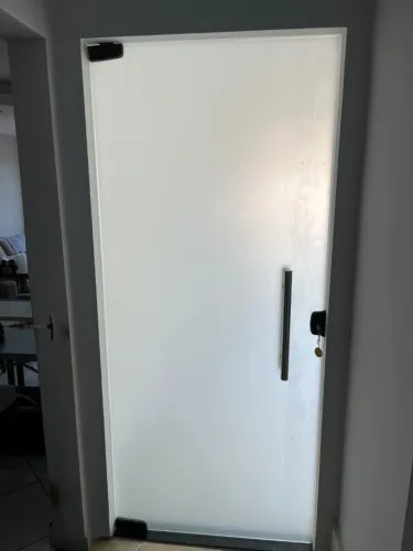 APARTAMENTO 1º ANDAR NO BAIRRO GUARANI COM 3 QUARTOS, SALA, COZINHA, BANHEIRO E GARAGEM