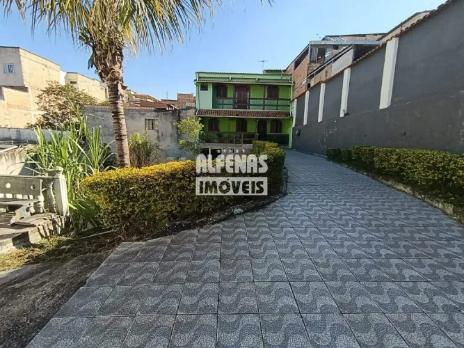 Casa à venda 3 quartos no Bairro NOSSA SENHORA DE FATIMA