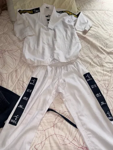 Kimono para taekwondo infantil