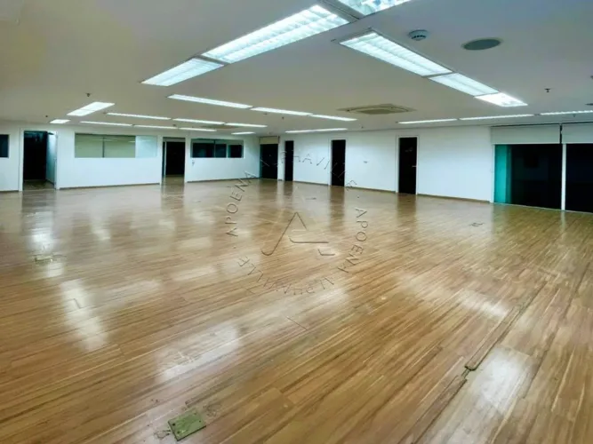 SALA COMERCIAL EM ALPHAVILLE
