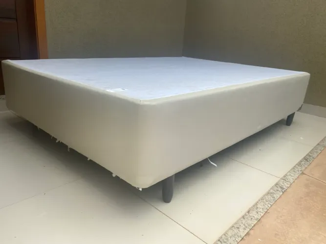 Box de cama casal (apenas o box)