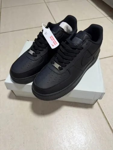 Air Force 1 preto
