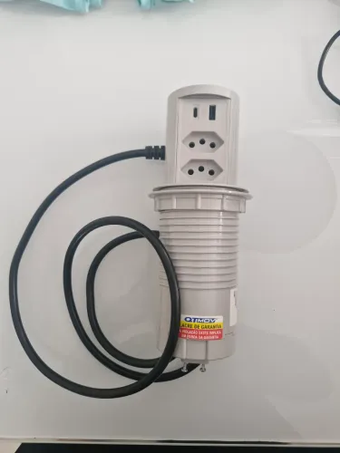 Torre de tomada multiplug 2 tomadas + entrada USB tipo A e C - carregador por indução