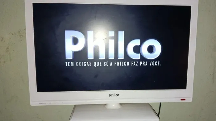 Philco TV Monitor LED 24´ Full HD com Entrada VGA, 2x HDMI, USB, Surround PH24T21DMT
