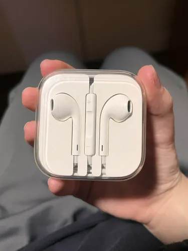 Fone Apple EarPods tipo P2 seminovo excelente estado