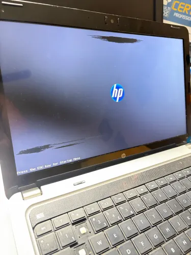 Notebook para retirada de peças