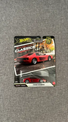 Hot Wheels Premium Ferrari Testarossa - Modern Classics - Lacrado