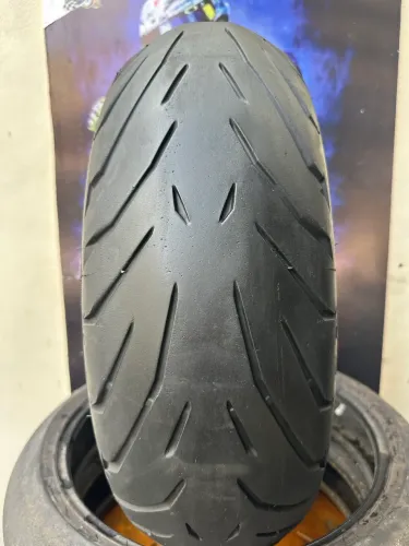 PNEU DE MOTO TRASEIRO PIRELLI ANGEL ST 180/55-17 + de meia vida