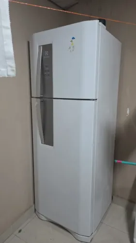 Geladeira Electrolux com defeito