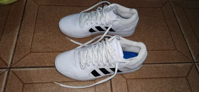 Tênis Adidas Tyshawn Branco Número 40