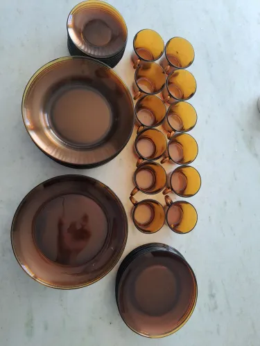 Conjunto de pratos e xícaras Duralex (original)