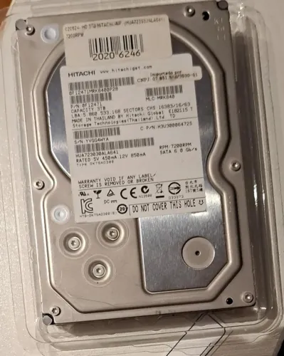 HD 3 TB - Apenas 4200 Horas de uso