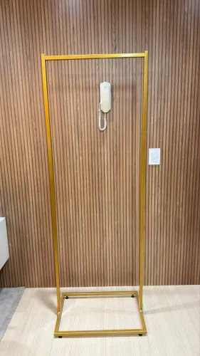Arara de roupas 