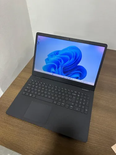 Dell Inspiron I3 10°Geração / 4GB RAM/ 256GB SSD
