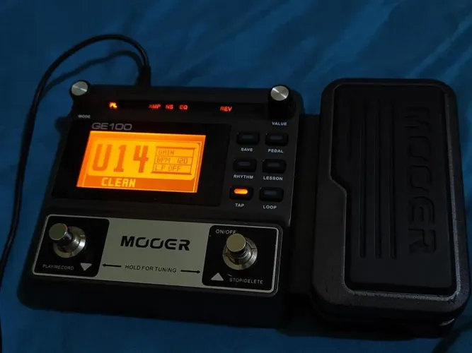 Pedaleira Mooer Ge 100