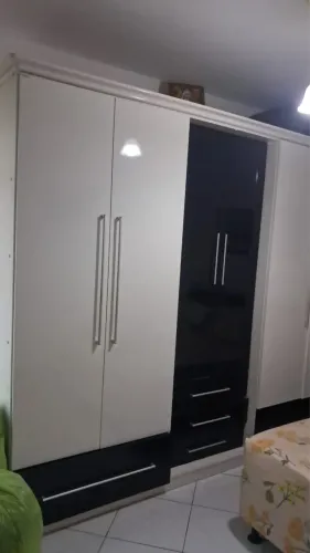 Guarda roupa 2,80 x 2,20 
