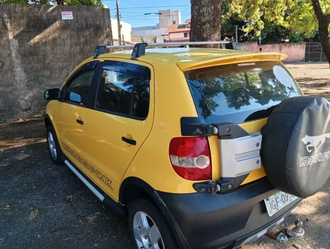 Volkswagen Crossfox 1.6 MI Total Flex 8V 5P 2006