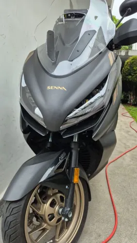 Zontes 350E 25/26 com 1.200 kms originais