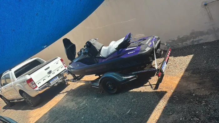 Jet ski 170  interessados:   *