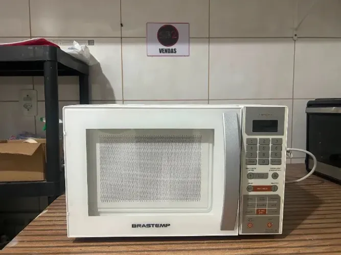Vendo Microondas Brastemp Branco - Entrega e Garantia Inclusas!!!