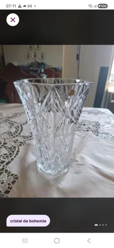 Vaso em cristal lapidado transparente, Boehmia