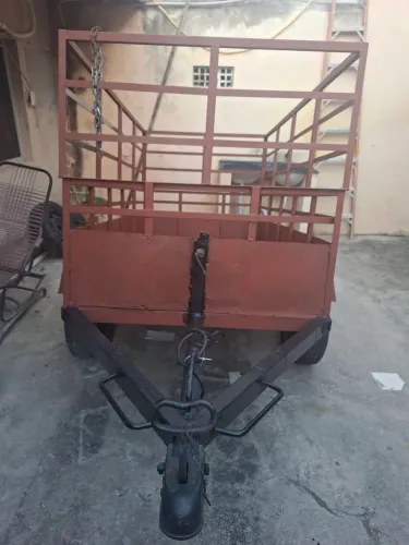 Carretinha um eixo semenova