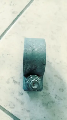 Abraçadeira Galvanizada reforçada