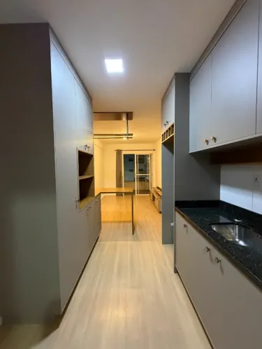 Apartamento Semi-Mobiliado, Suíte +1