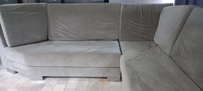 Sofa grande em L tecido veludo usado 1.600