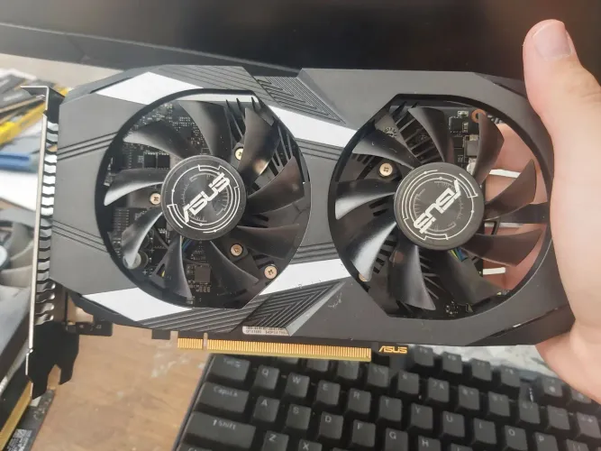 GTX 1650 4GB ASUS Dual - Garantia - OLX Pay