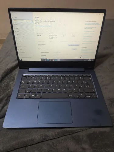 Notebook lenovo i3 perfeito estado funciona sem carregador mais de 5 horas 