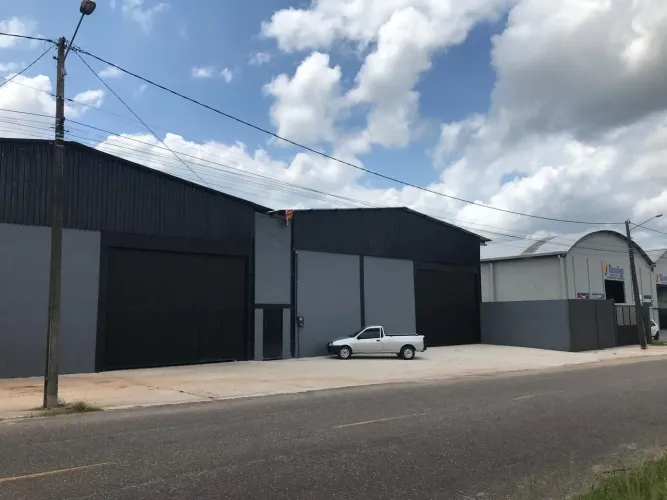 GALPÃO PARA LOCAÇÃO - 680 m² - CASTANHAL/PA Próximo à BR-316