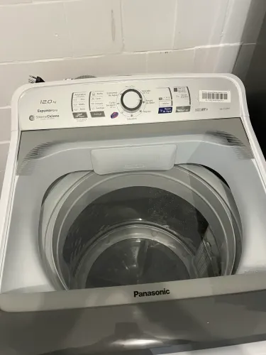lavadora Panasonic 12kg (modelo NA-F120B1)