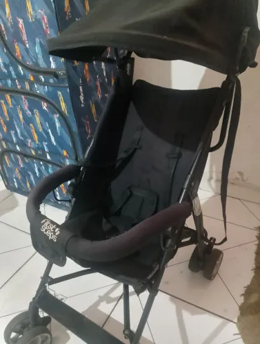 Carrinho de bb dobrável