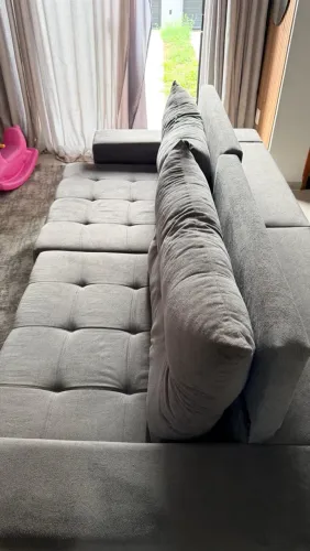Sofá retrátil cinza 