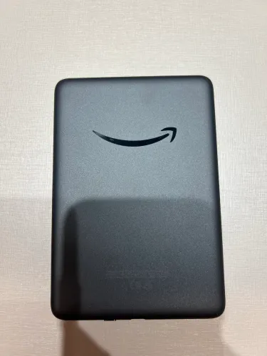 Kindle 11ª Geração (2024) BLOQUEADO + Capa